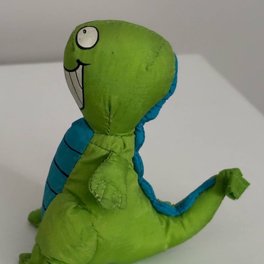 Vintage Wee Wet Pets dinosaur - Picture 4 of 13